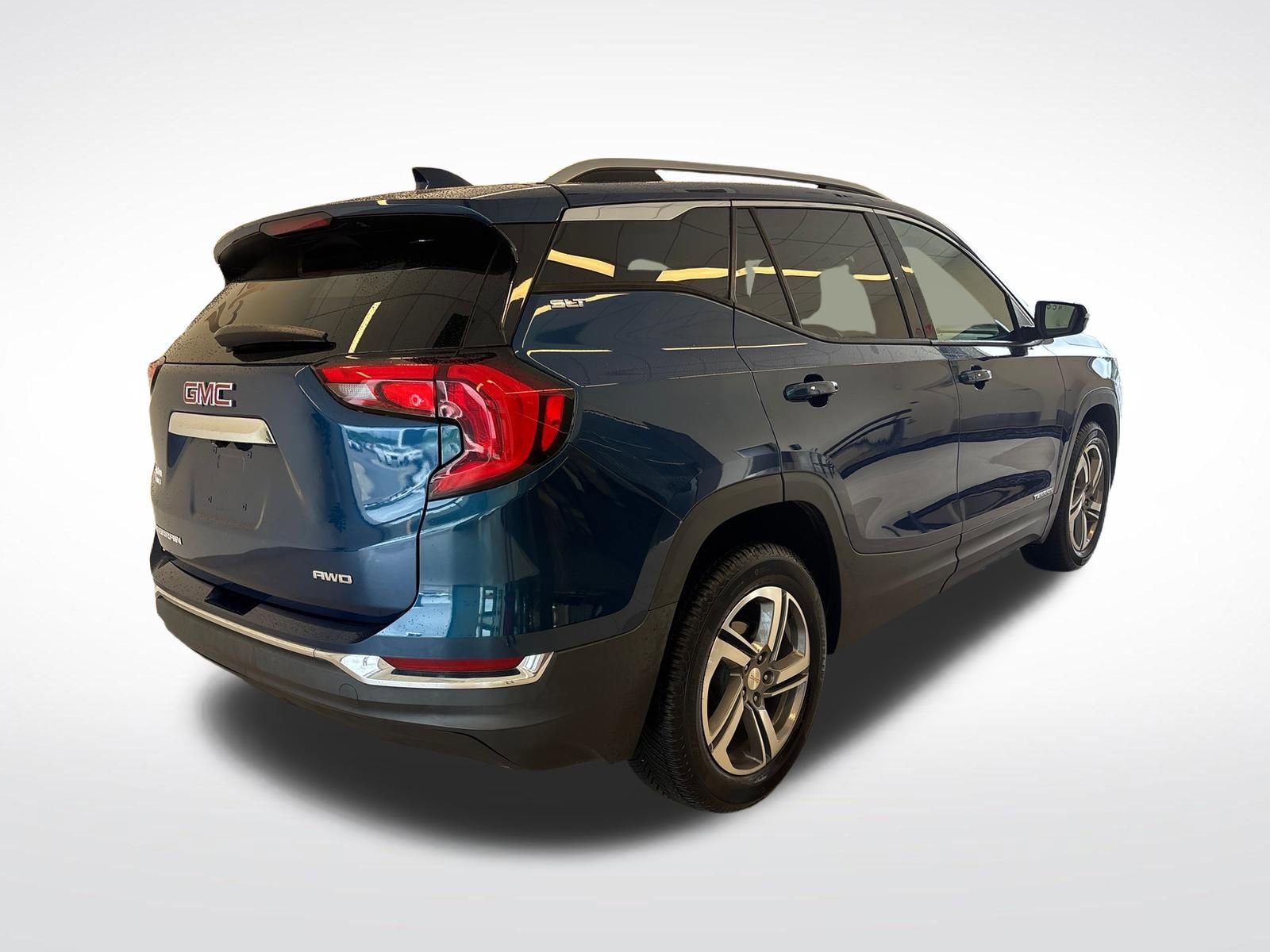 Used 2020 GMC Terrain SLT AWD/4WD image 3