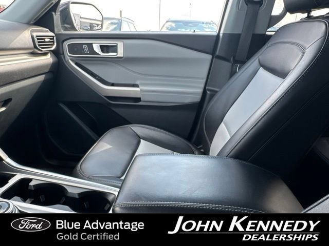 Certified 2023 Ford Explorer XLT w/ Equipment Group 202A AWD/4WD image 23