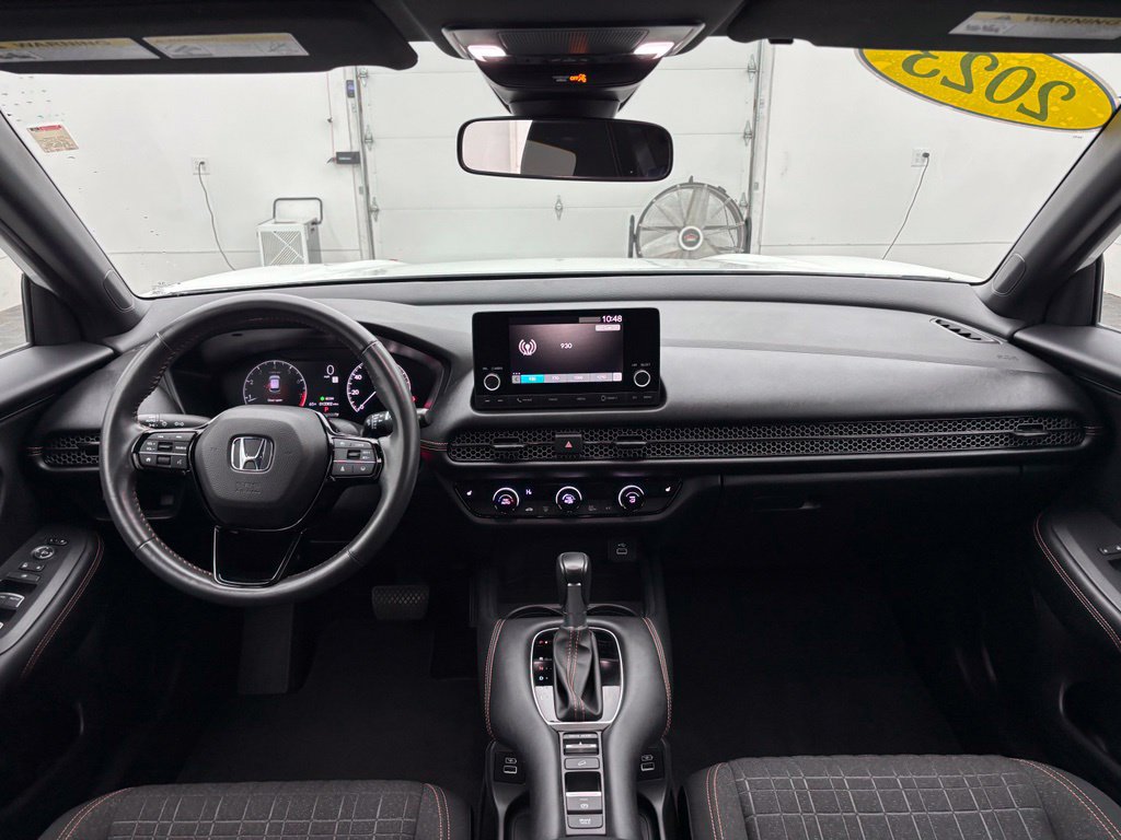 Used 2023 Honda HR-V Sport image 4