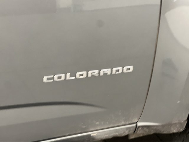 Used 2022 Chevrolet Colorado Z71 AWD/4WD image 7