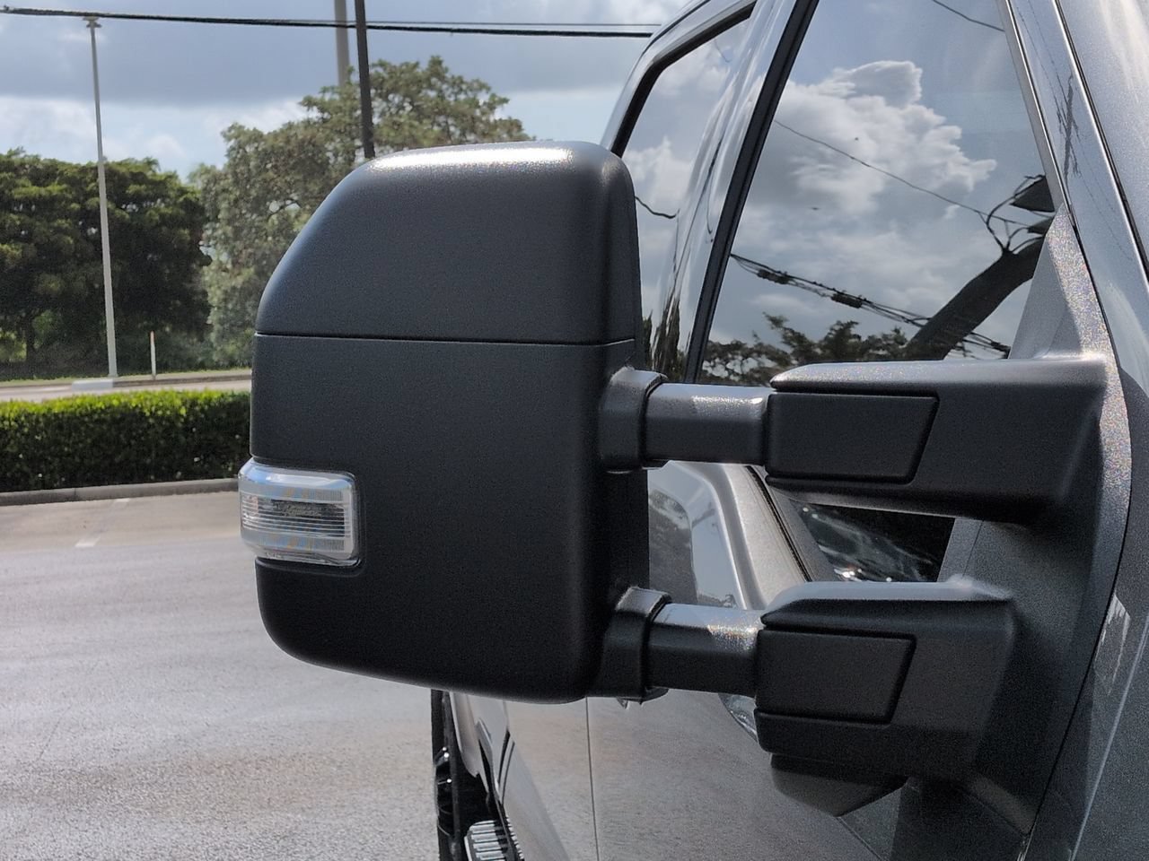 Certified 2025 Ford F350 XLT w/ Black Appearance Package AWD/4WD image 12