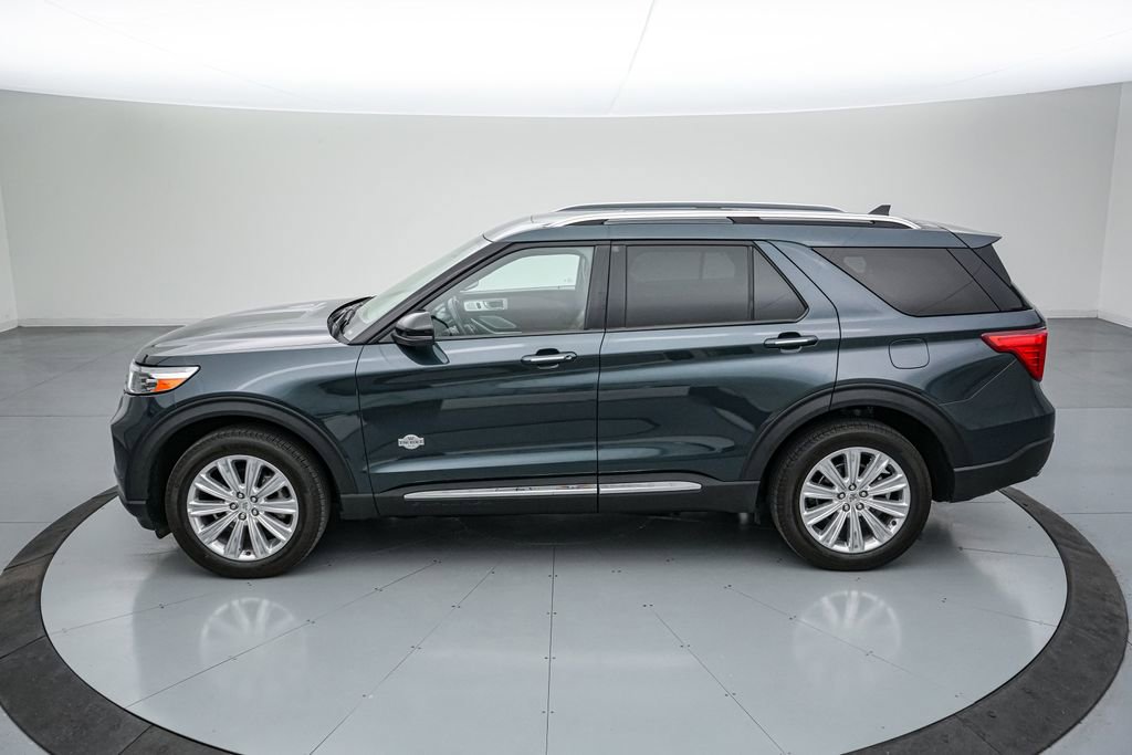 Certified 2023 Ford Explorer King Ranch w/ Technology Package AWD/4WD image 8