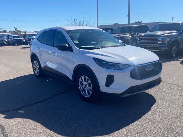 Certified 2023 Ford Escape Active AWD/4WD image 3