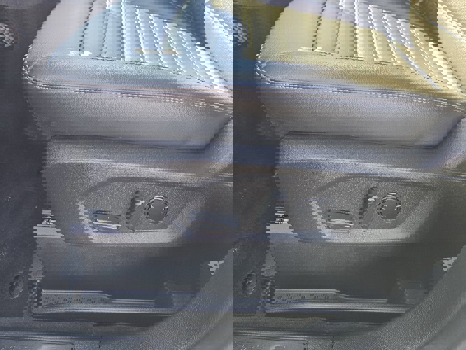 Certified 2022 Ford Edge SEL w/ Convenience Package image 12