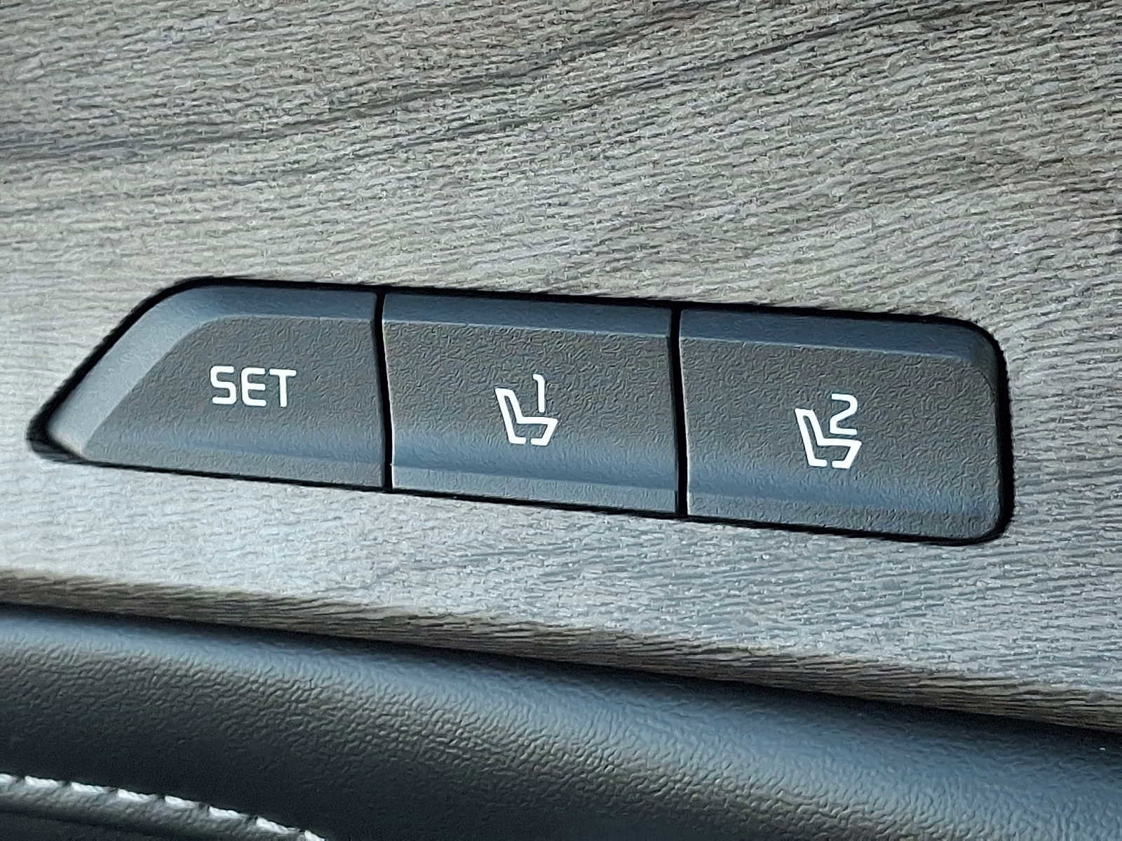 Used 2022 Kia Sorento SX Prestige image 28