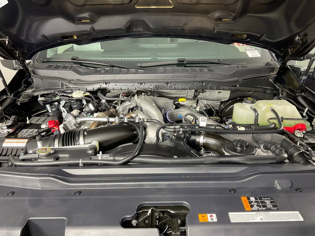 Certified 2025 Ford F250 XLT image 9