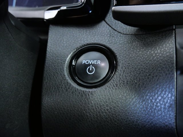 Used 2025 Toyota Camry SE w/ Multimedia Upgrade Package AWD/4WD image 24