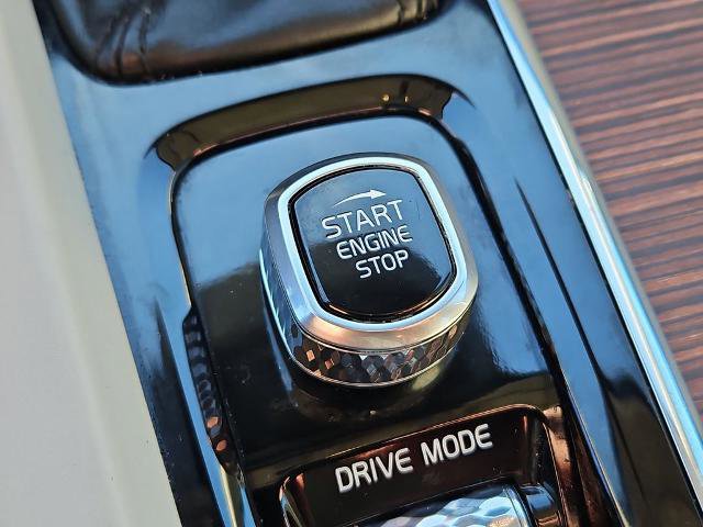 Used 2019 Volvo S60 T6 Momentum w/ Multimedia Package image 26