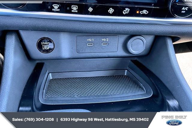 Used 2024 Nissan Rogue SV image 22