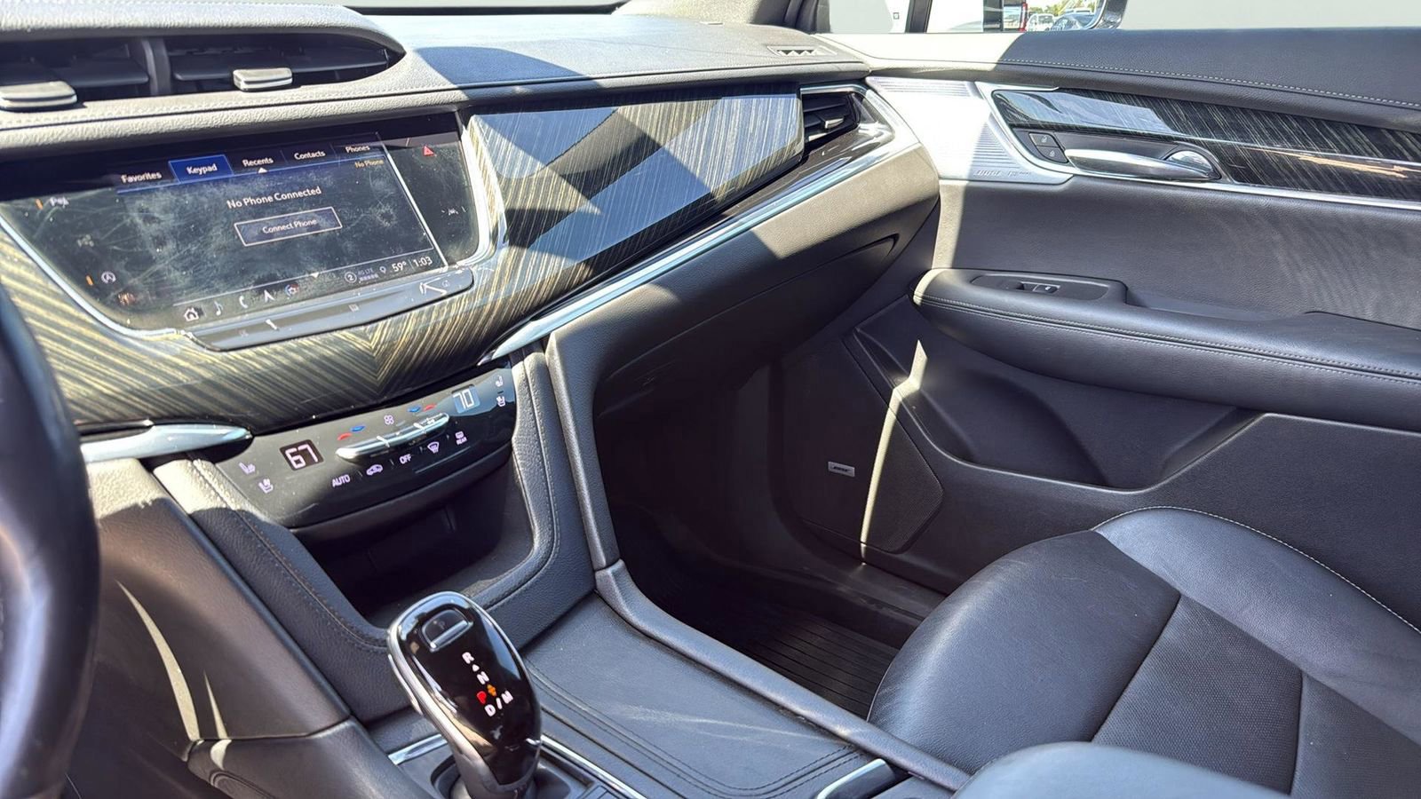 Used 2021 Cadillac XT6 Premium Luxury image 18