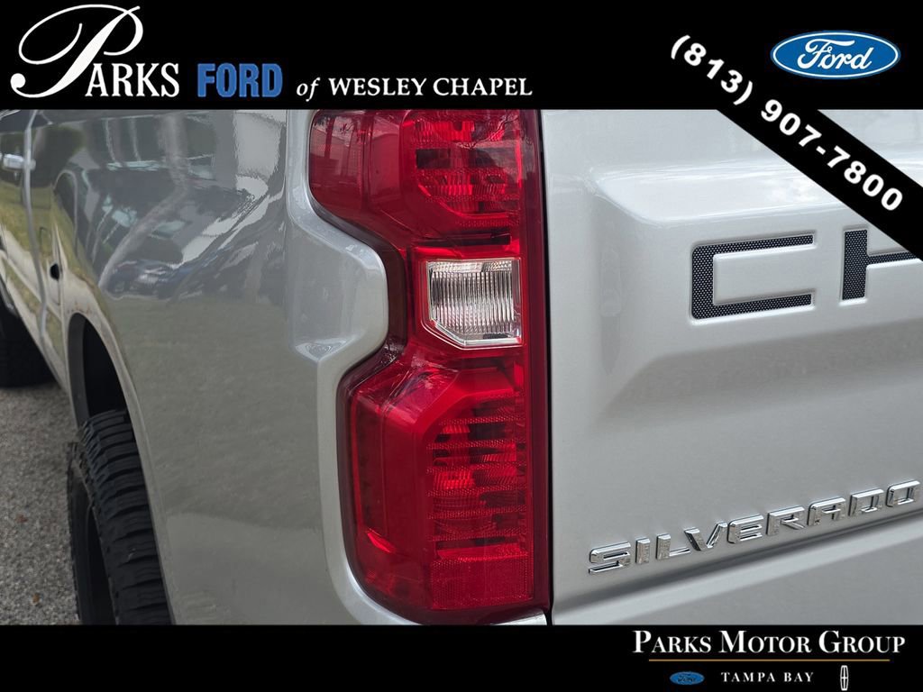 Used 2022 Chevrolet Silverado 1500 LT w/ Work Truck Package image 7