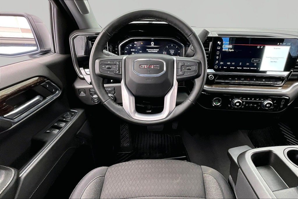 Used 2024 GMC Sierra 1500 Elevation AWD/4WD image 5