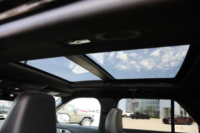 Certified 2025 Ford Explorer ST-Line w/ Premium Package image 28