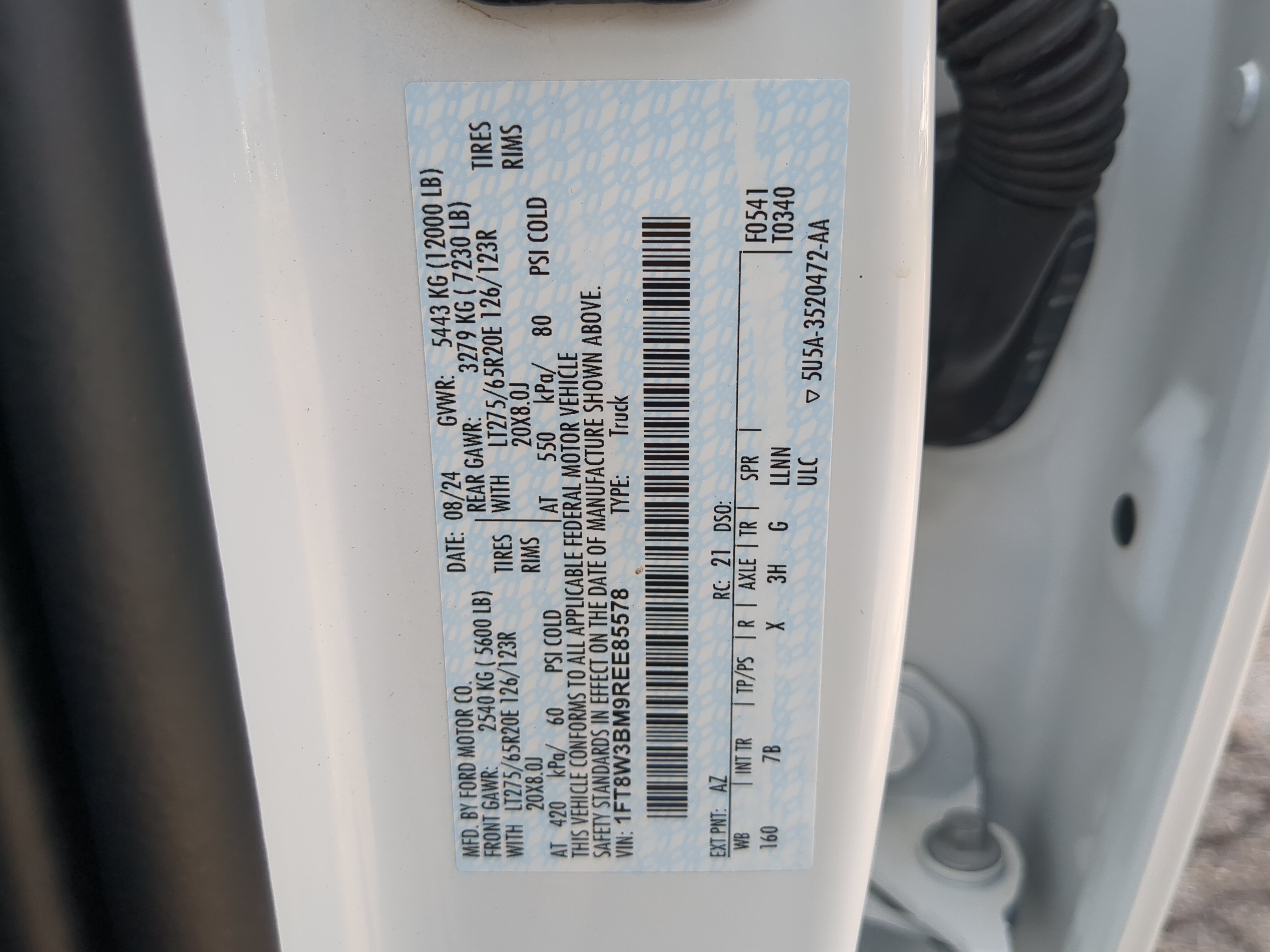 Certified 2024 Ford F350 Platinum AWD/4WD image 29