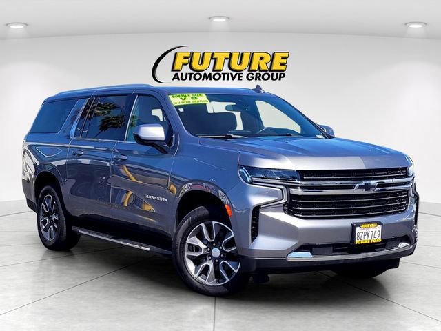 Used 2021 Chevrolet Suburban LT w/ Rear Media and Nav Package image 7