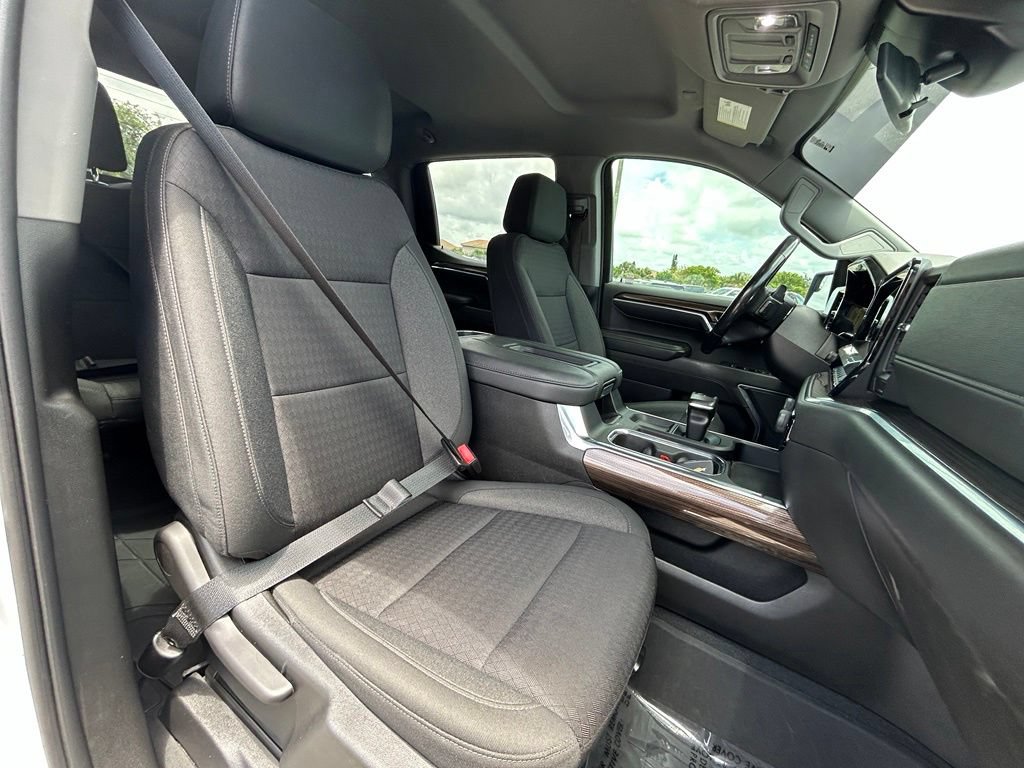 Used 2022 Chevrolet Silverado 1500 RST w/ Z71 Off-Road Package AWD/4WD image 28