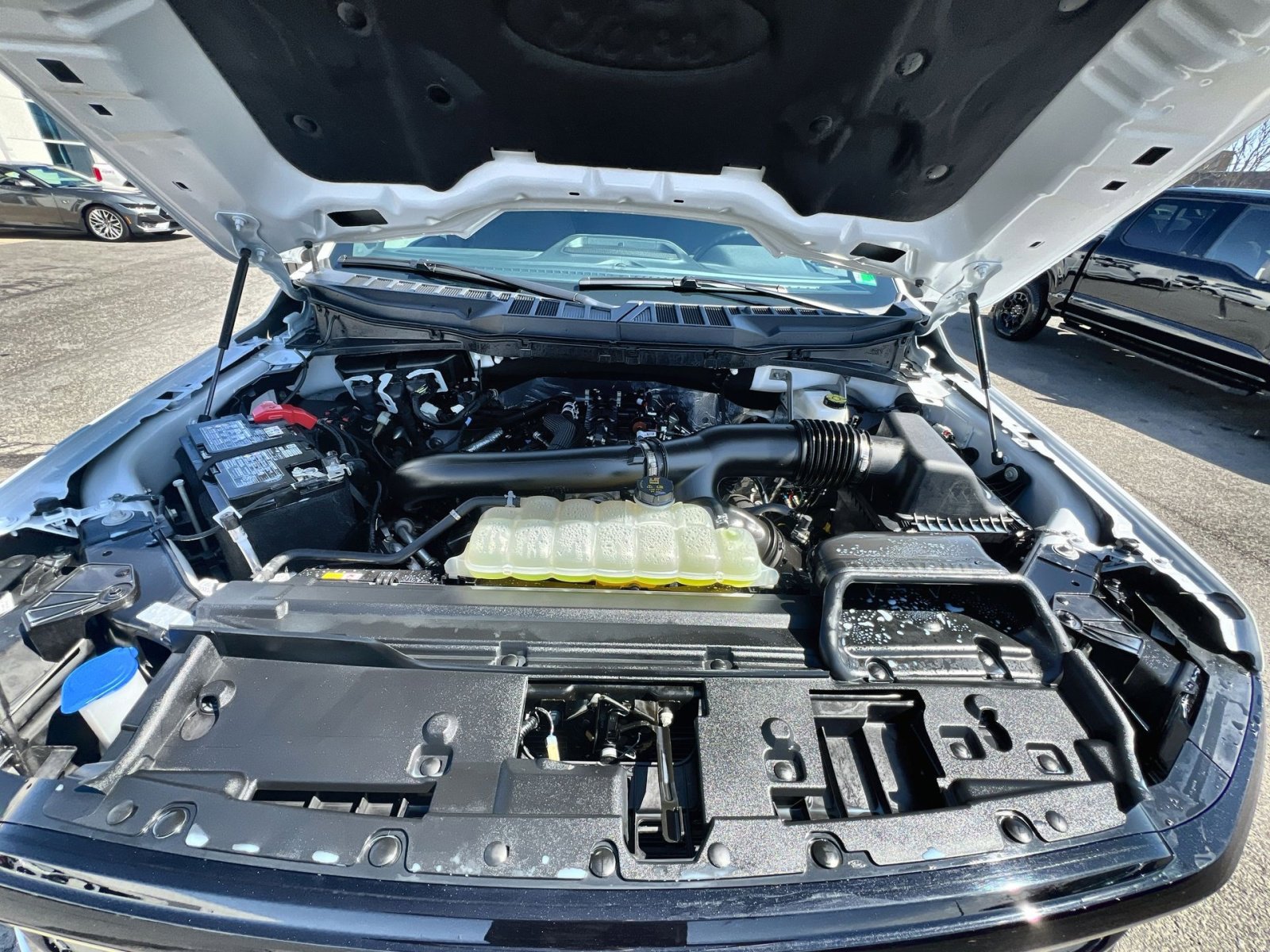 Certified 2025 Ford F150 XLT w/ Equipment Group 302A MID image 27