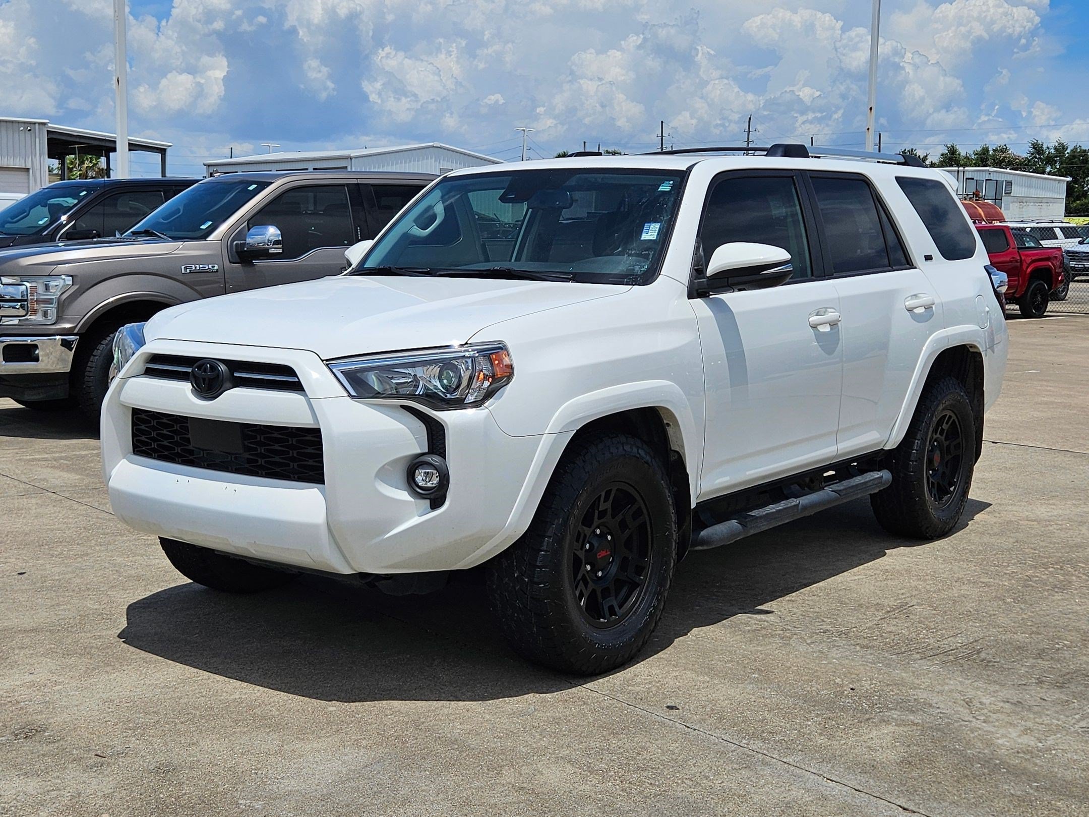 Used 2022 Toyota 4Runner SR5 Premium w/ Moonroof Package RWD image 10