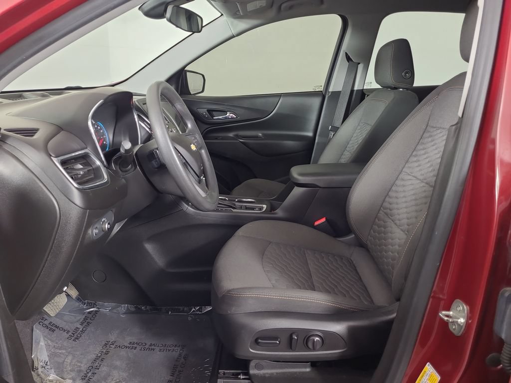 Used 2021 Chevrolet Equinox LT AWD/4WD image 18