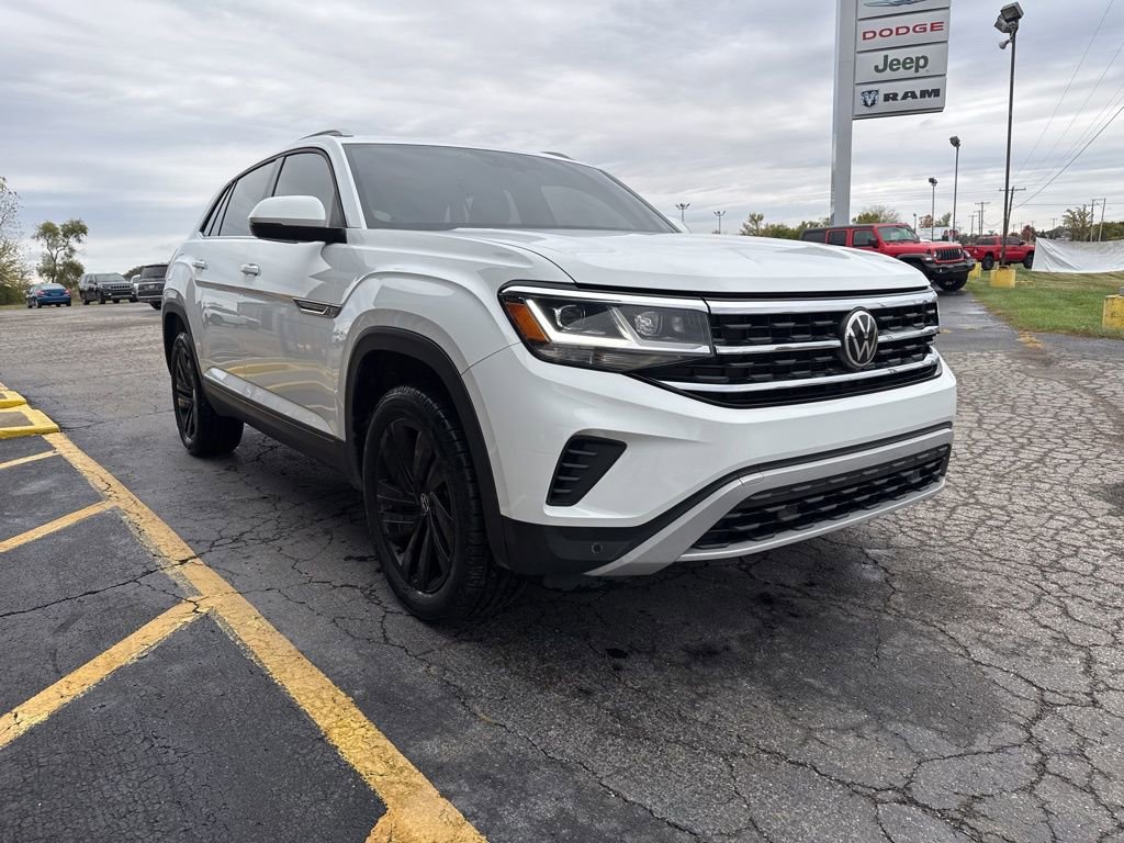 Used 2022 Volkswagen Atlas Cross Sport SE image 6