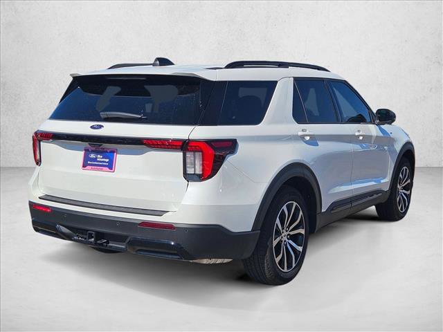 Certified 2025 Ford Explorer ST-Line RWD image 5
