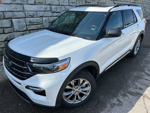 Certified 2023 Ford Explorer XLT w/ Equipment Group 202A