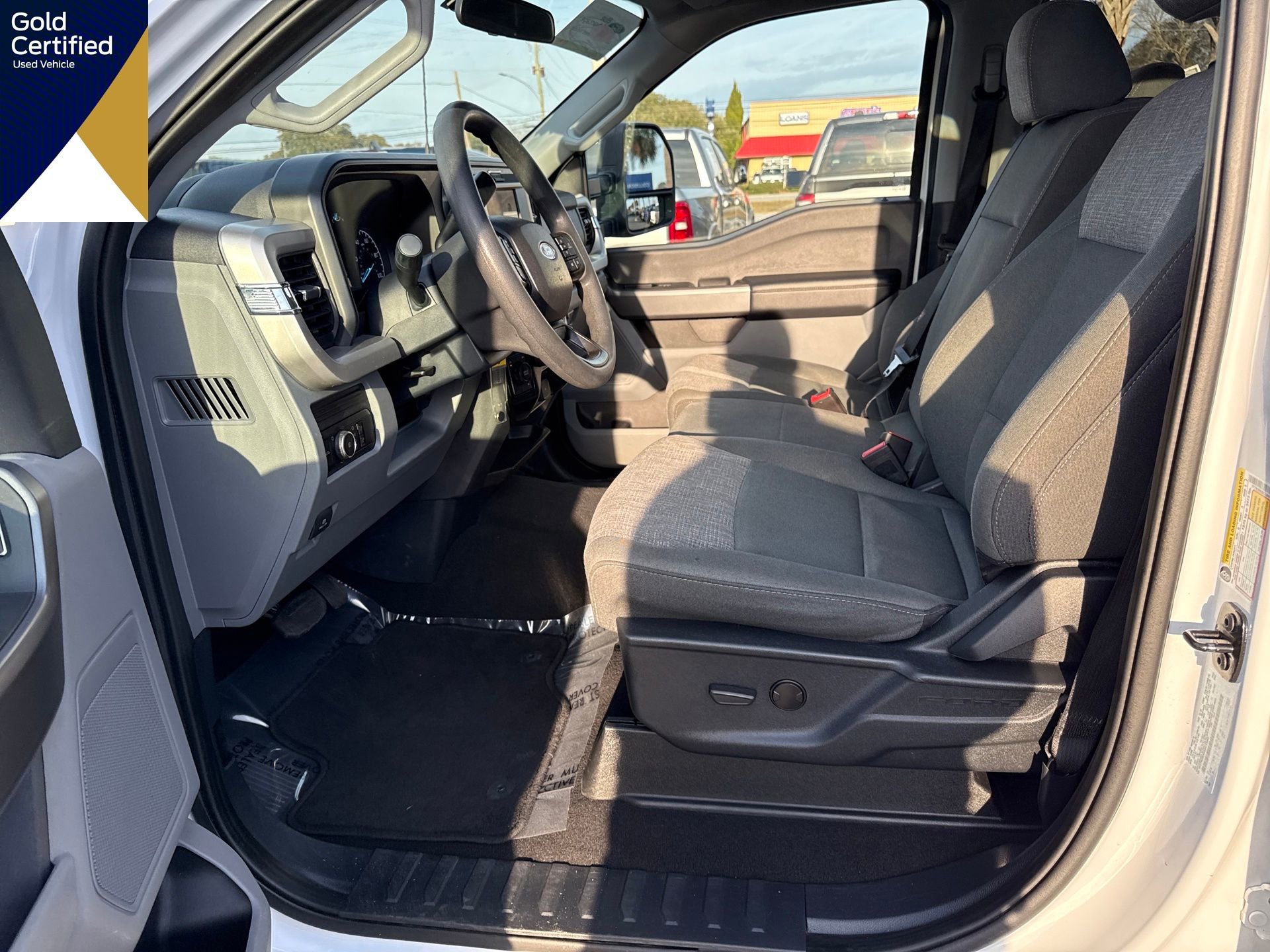 Certified 2025 Ford F250 XLT image 12