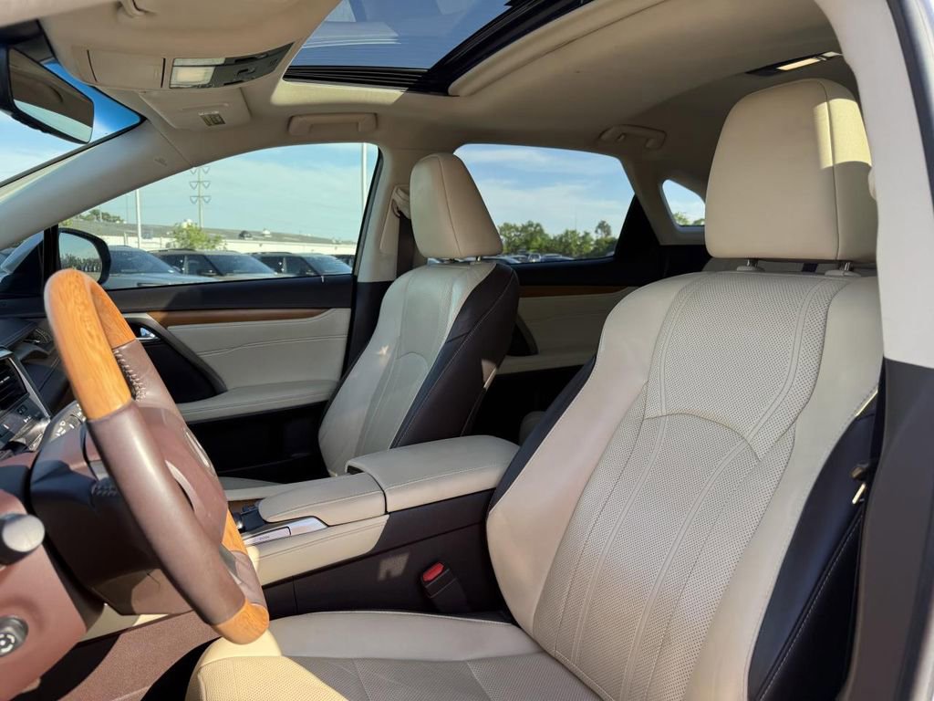 Used 2018 Lexus RX 350 FWD w/ Premium Package image 11