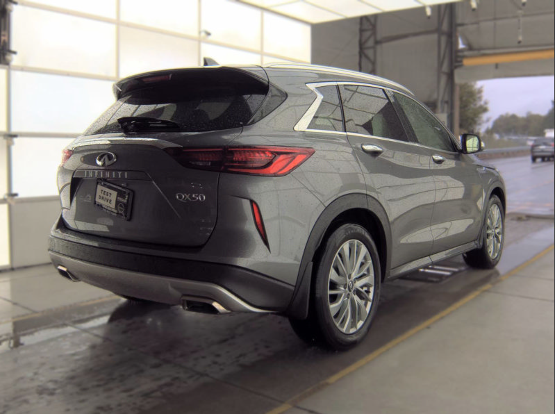 Used 2023 INFINITI QX50 Luxe w/ Cargo Package FWD image 2