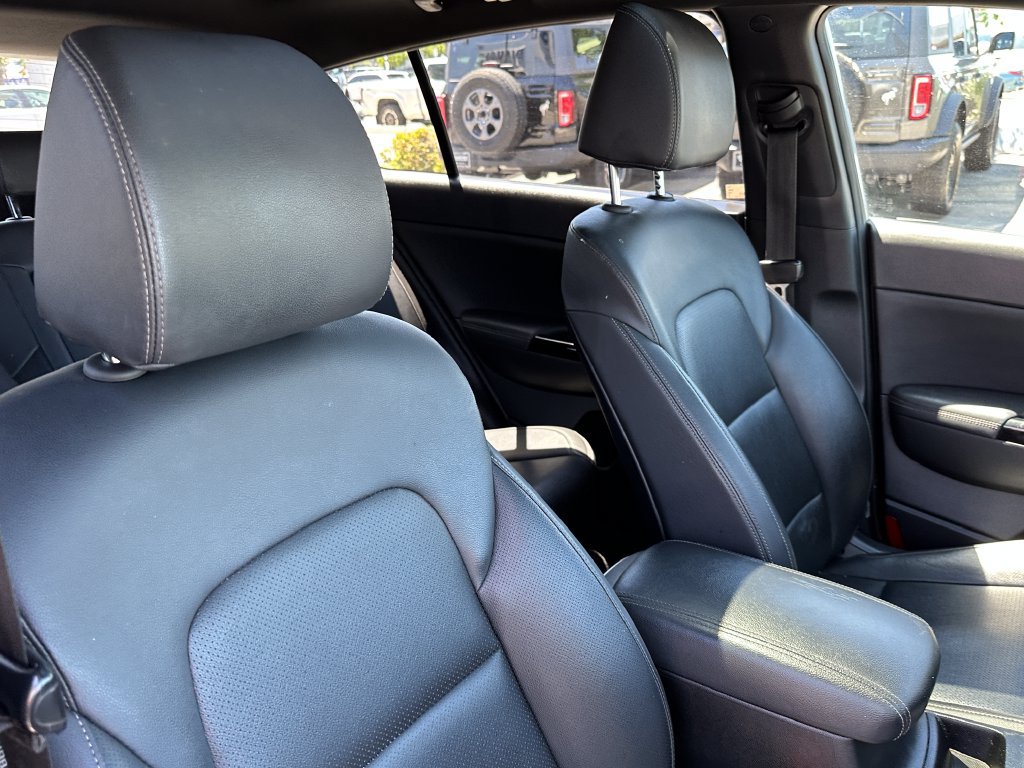Used 2022 Kia Sportage Nightfall Edition w/ Nighfall AWD Premium Package image 17