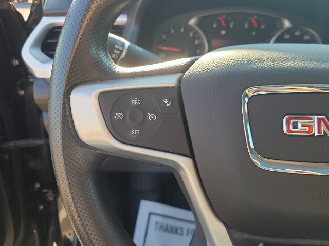Used 2023 GMC Acadia SLE w/ Driver Convenience Package FWD image 30