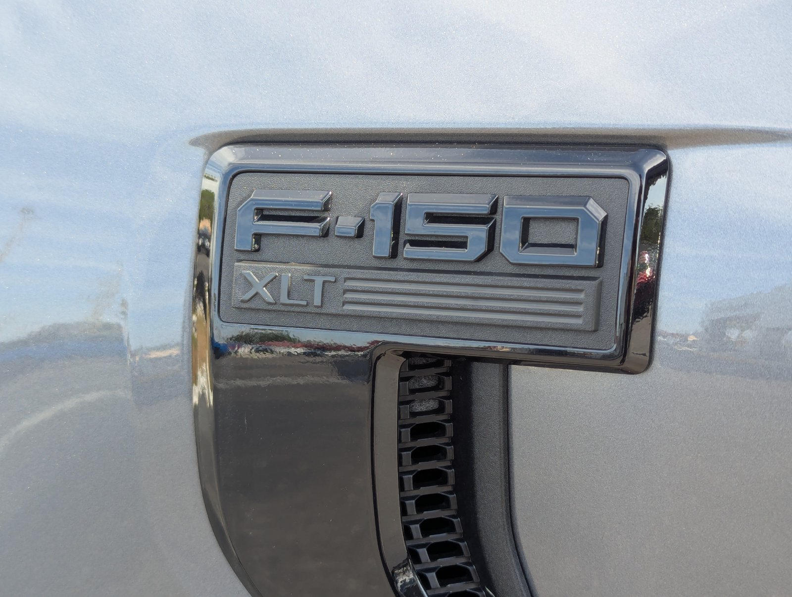 Certified 2024 Ford F150 XLT w/ Equipment Group 302A MID AWD/4WD image 14