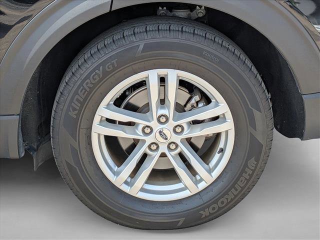 Certified 2023 Ford Explorer XLT w/ Equipment Group 202A RWD image 9