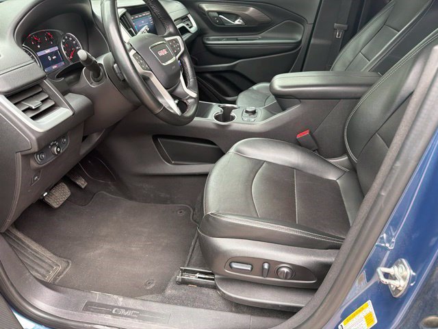 Used 2024 GMC Terrain SLT AWD/4WD image 18