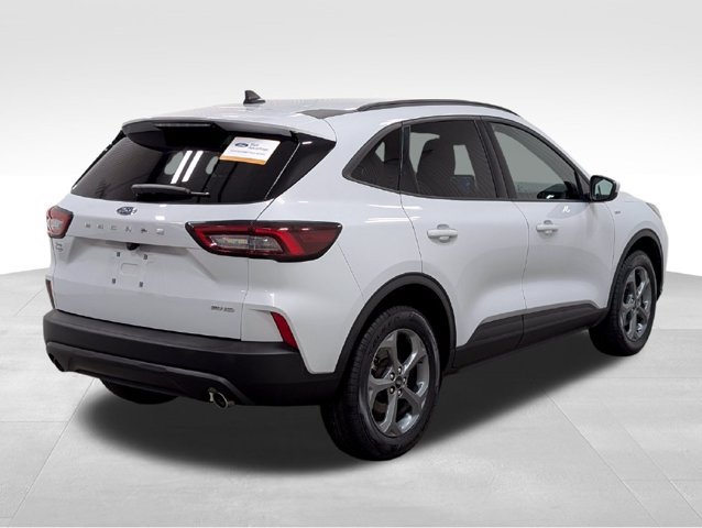 Certified 2025 Ford Escape ST-Line Select AWD/4WD image 19