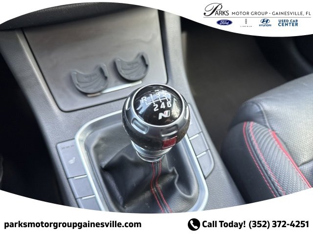 Used 2019 Hyundai Elantra GT N Line image 21