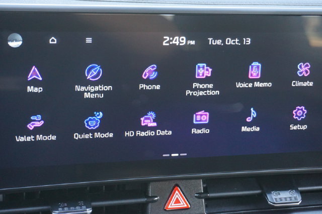 Used 2025 Kia Sportage EX w/ Premium Package FWD image 22