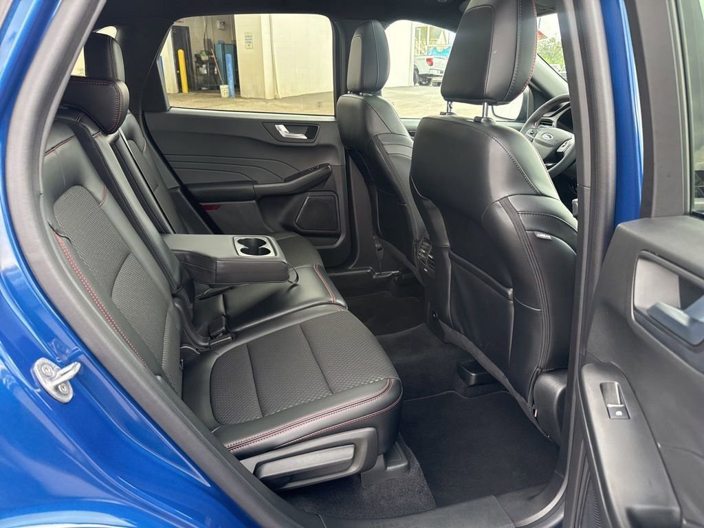 Certified 2023 Ford Escape ST-Line w/ Tech Pack #1 image 33