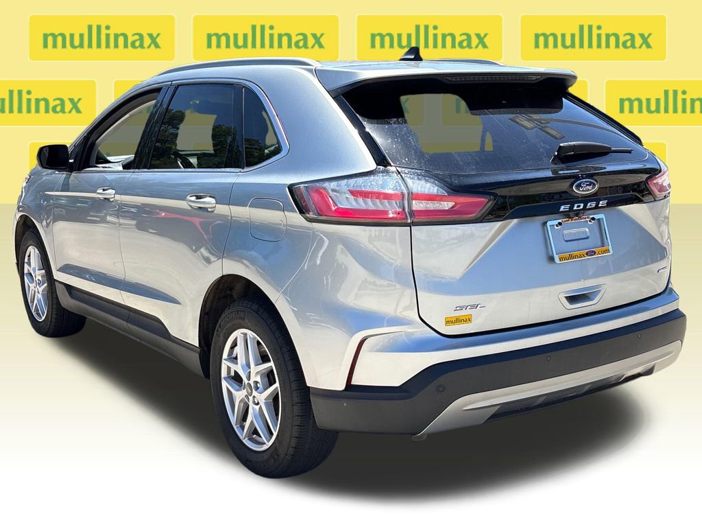 Certified 2024 Ford Edge SEL w/ Convenience Package AWD/4WD image 16