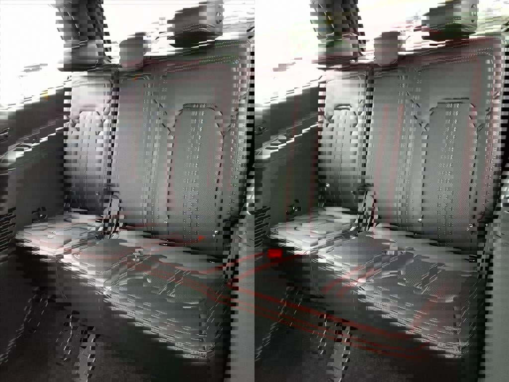 Certified 2020 Ford Expedition Limited w/ Equipment Group 303A image 15