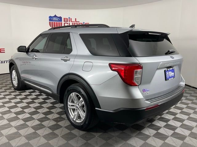 Certified 2022 Ford Explorer XLT image 3