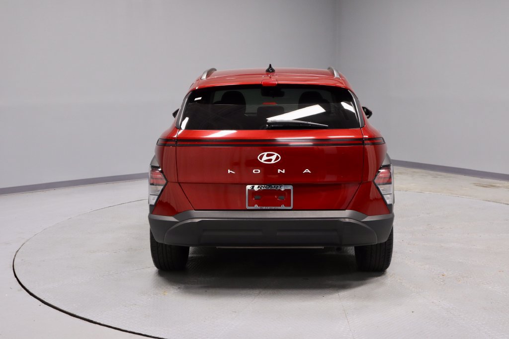 Used 2024 Hyundai Kona SEL FWD image 8