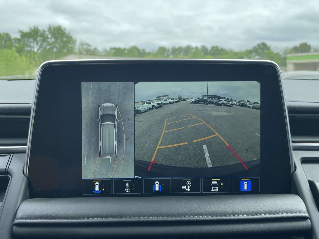 Used 2023 Chevrolet Tahoe LT w/ LT Signature Package image 20