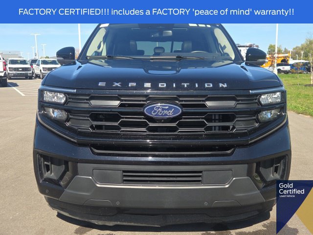 Certified 2025 Ford Expedition Active AWD/4WD image 4