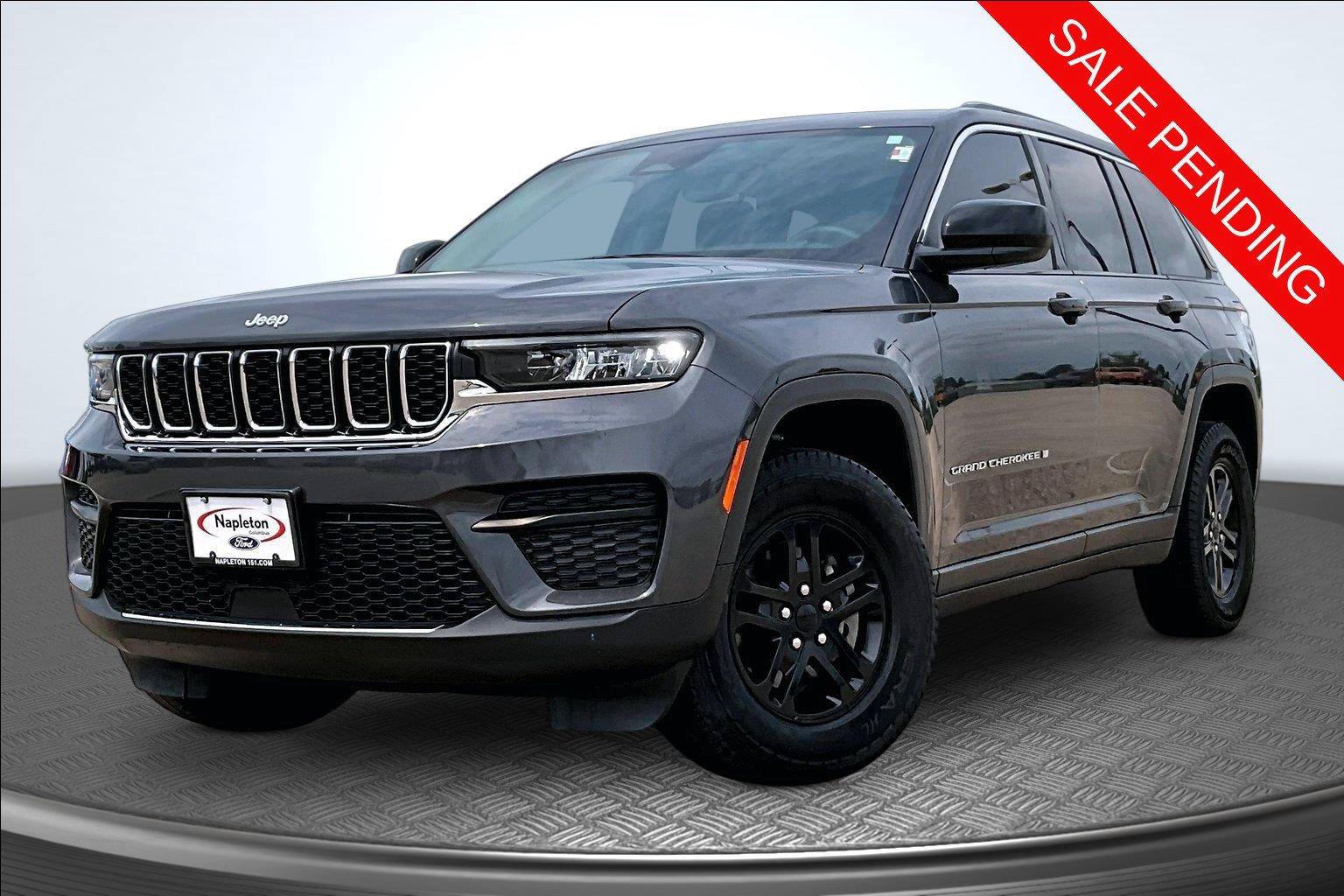 Used 2022 Jeep Grand Cherokee Laredo w/ Luxury Tech Group I