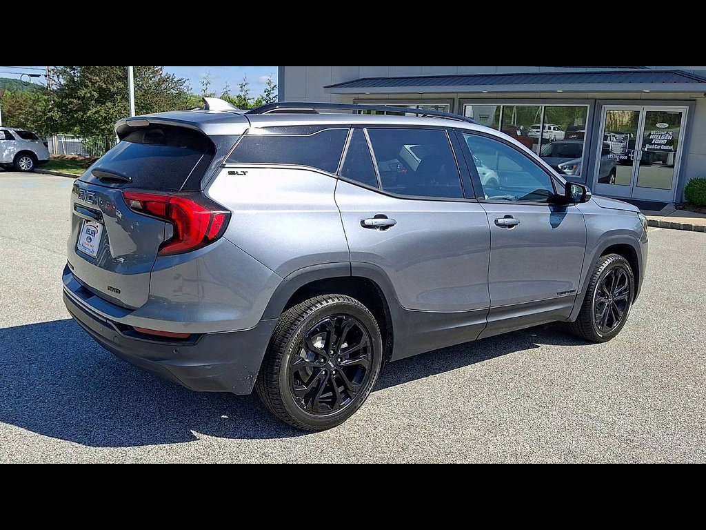 Used 2020 GMC Terrain SLT w/ Preferred Package AWD/4WD image 8