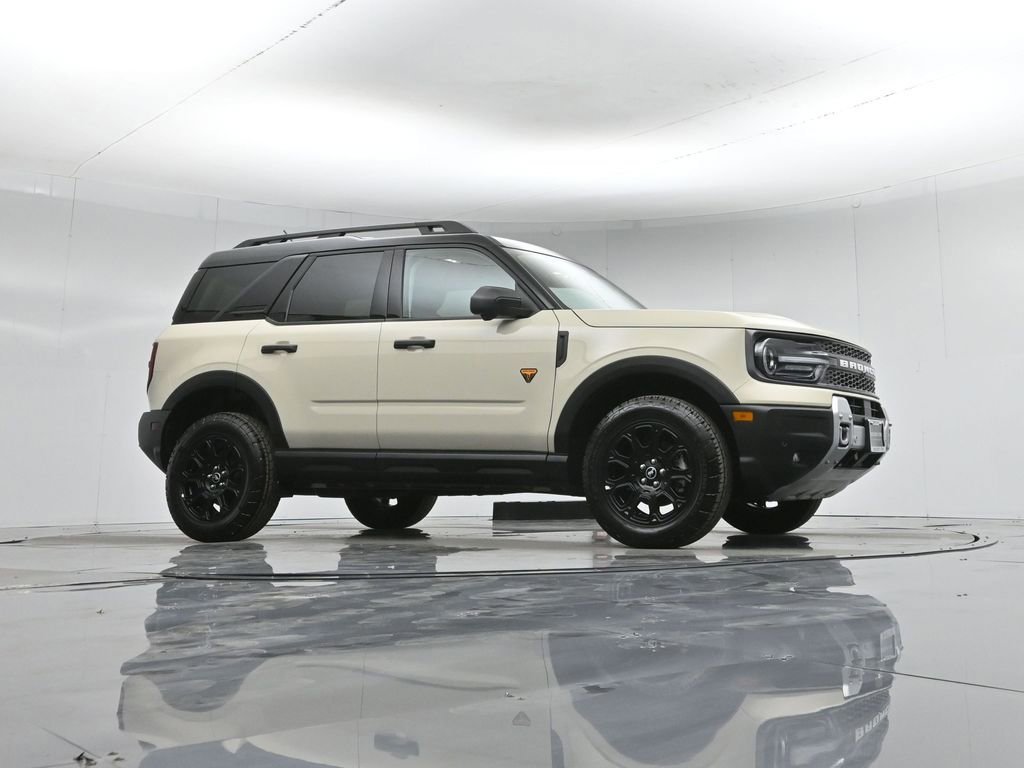Certified 2025 Ford Bronco Sport Badlands image 2