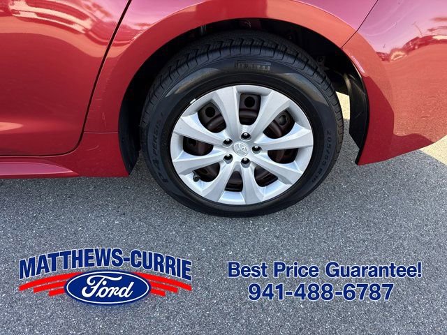Used 2020 Toyota Corolla LE FWD image 14