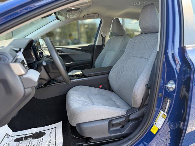 Used 2025 Toyota Camry LE FWD image 7