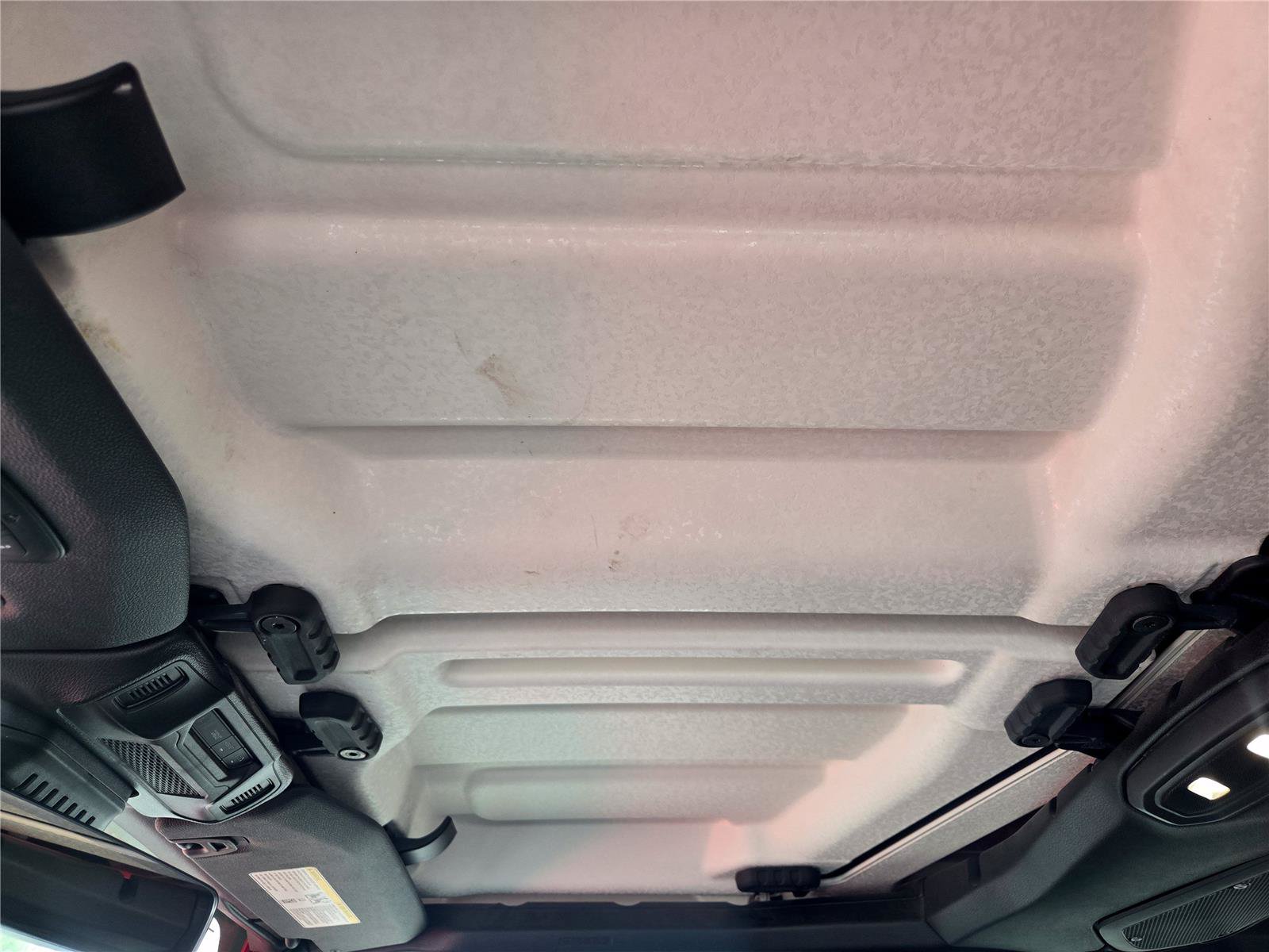 Used 2024 Jeep Gladiator Sport AWD/4WD image 25